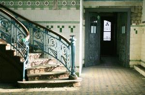 escaleraportal.jpg