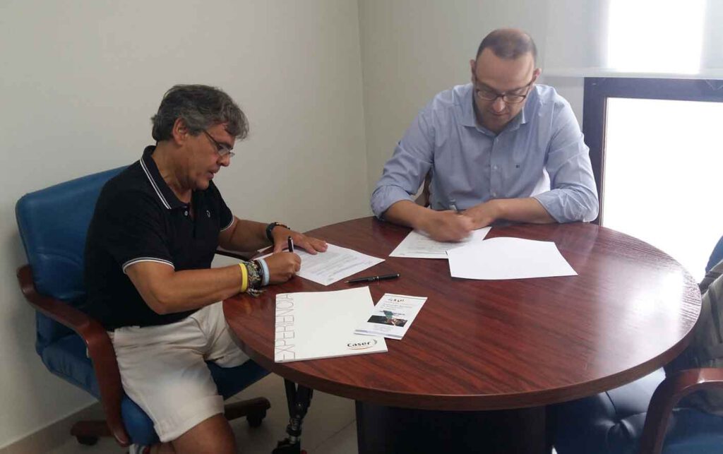 firma_caser.jpg