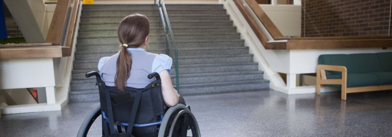 silla_escaleras.jpg