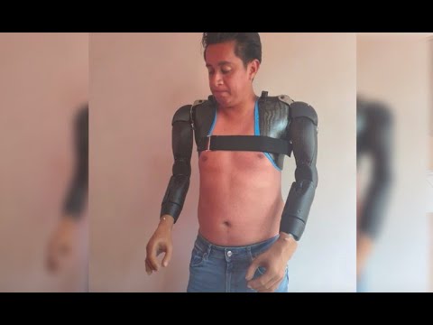MANOSSSS.jpg